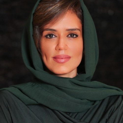 Dr. Sara